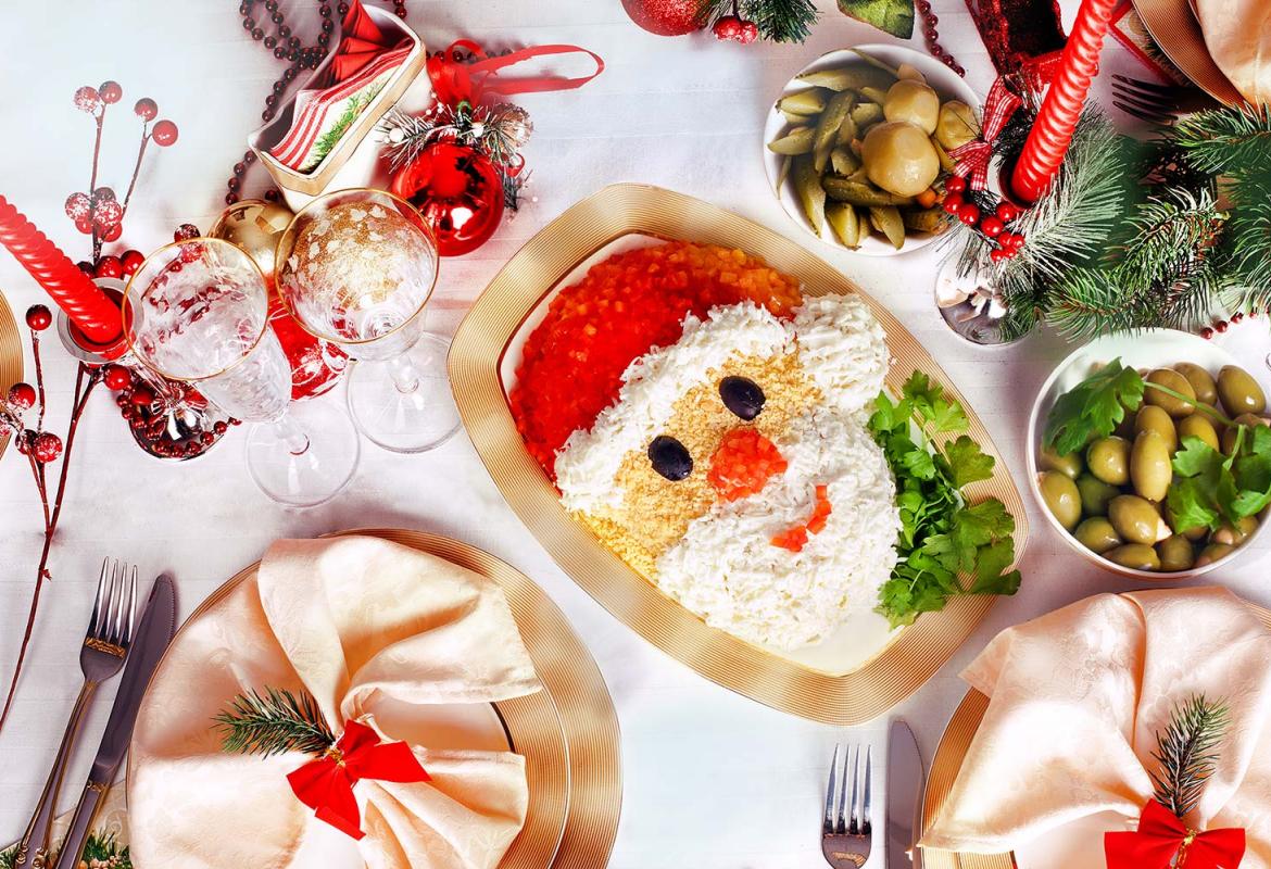 35 лучших идей для украшения блюд новогоднего стола