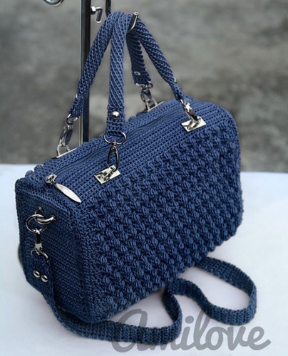 Элегантная и стильная сумка-чемоданчик крючком