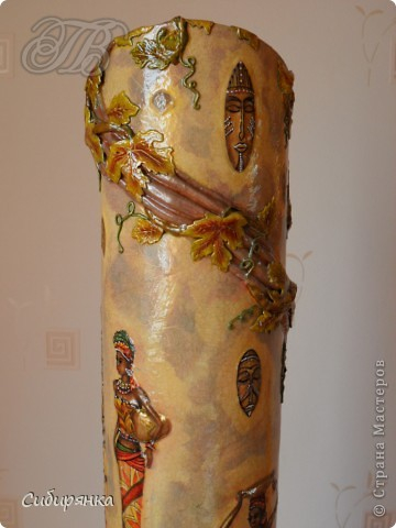 Напольные вазы из шпулек от линолеума (25) (360x480, 125Kb)