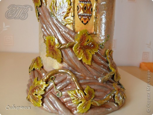 Напольные вазы из шпулек от линолеума (28) (520x390, 185Kb)