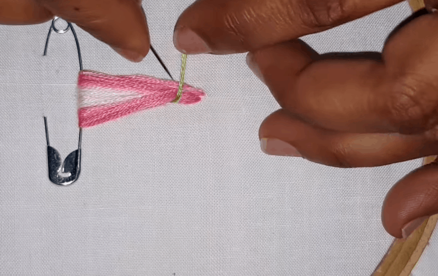 Отличная идея необычной вышивки: простая техника — шикарный результат