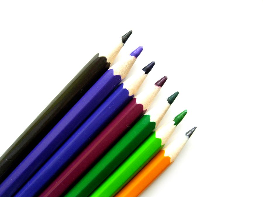 Цветные карандаши для рисования винограда