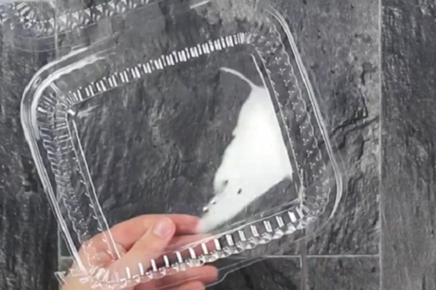 Не выбрасывай пластиковые упаковки, лучше положи их в духовку… Через 3 минуты придешь в изумление!