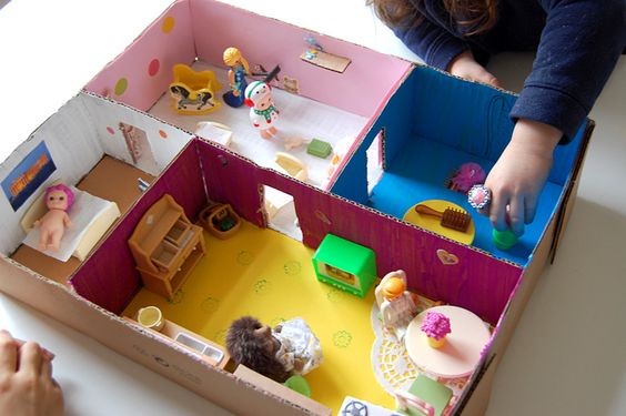 Кукольный домик своими руками: 8 чудесных идей