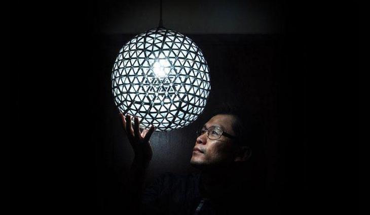 Интересные идеи изготовления светильников и люстр из повседневных предметов