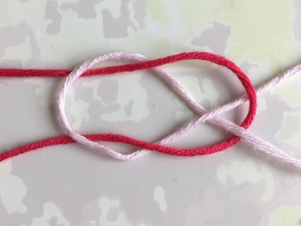 Как незаметно соединить нити: ткацкий узел