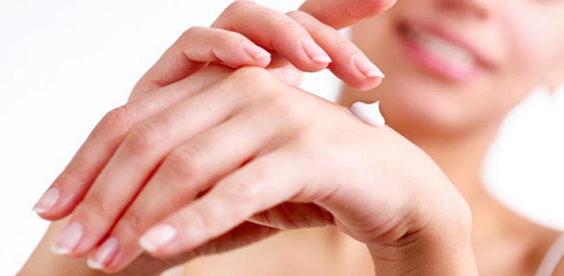 Три варианта процедур для омоложения кожи рук