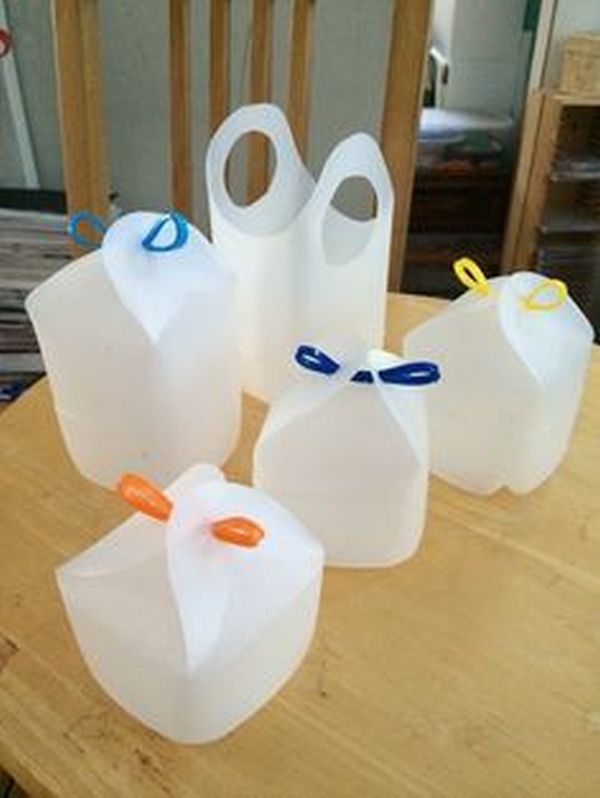 Уникальный материал для переделок: пластиковые фляги, бутылки, канистры