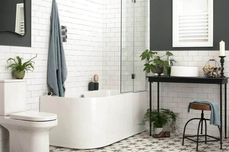 https://prolife.ru.com/wp-content/uploads/2019/10/white-bathroom-ideas-walls-and-floors-ltd-a-modern-white-bathroom-white-tile-small-bathroom-ideas.jpg