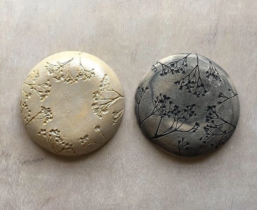 Керамика с узорами, созданными природой: рукодельный instagram недели