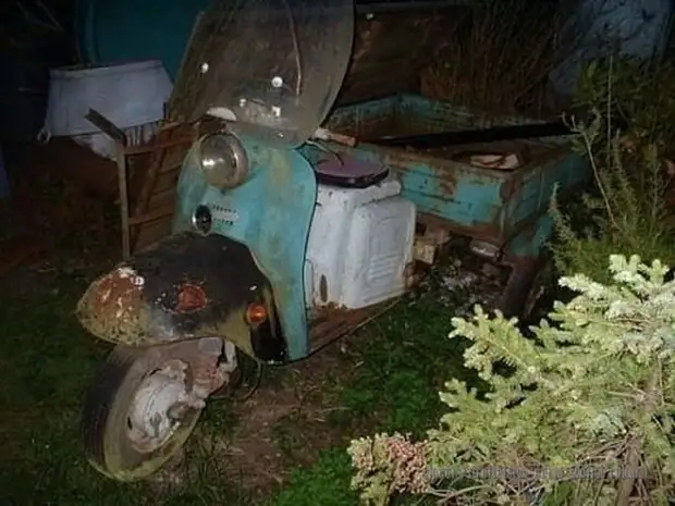 Домик на колесах из старого "Муравья"