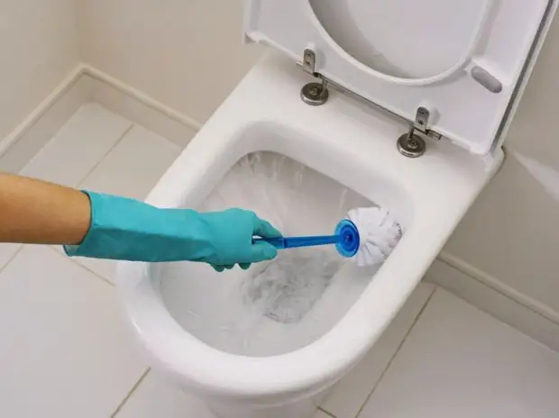 Подруга научила делать «туалетные бомбочки», теперь уборка в ванной комнате занимает считанные минуты