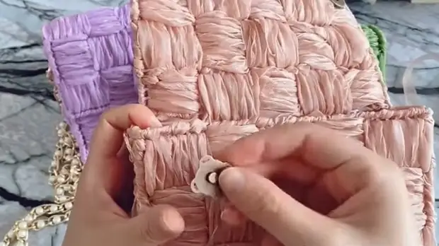 Удивительно элегантная и простая техника создания шикарных сумок
