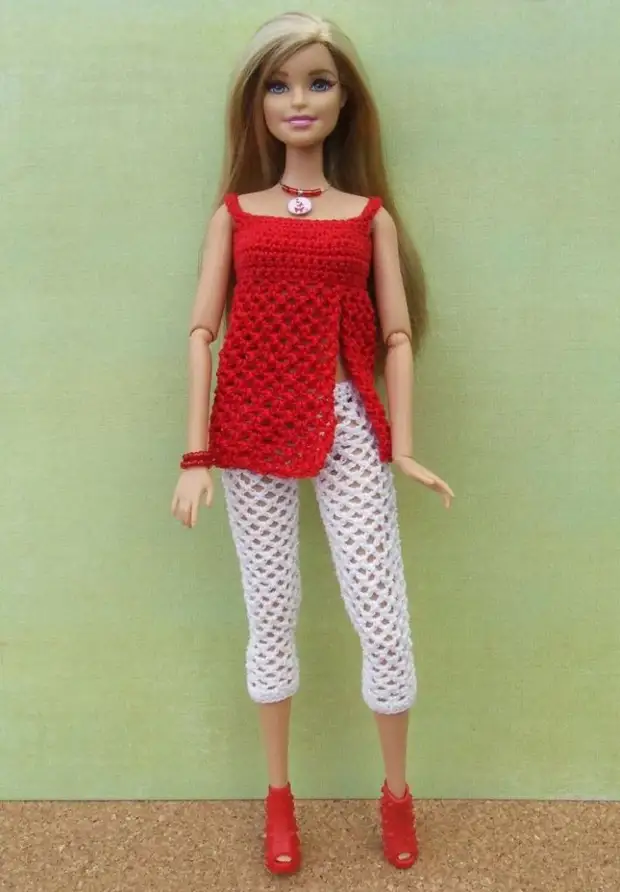 Одежда для куклы: вязание на спицах, описание с фото, техника выполнения работы и советы