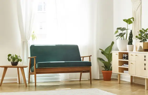 Преображение старой мебели в стильный предмет интерьера: советы и идеи