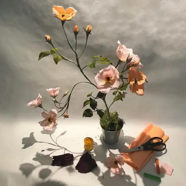 Шикарные реалистичные цветы индийского художника Сураба Гупты