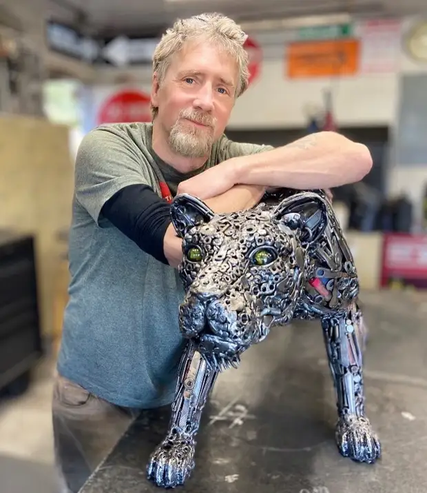Произведения искусства из мусора: американский скульптор создаёт фигуры животных и людей из того, что находит на свалке