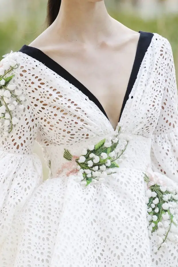 Ландыши- любимый цветок французских модниц и не только, схемы и образцы для вас