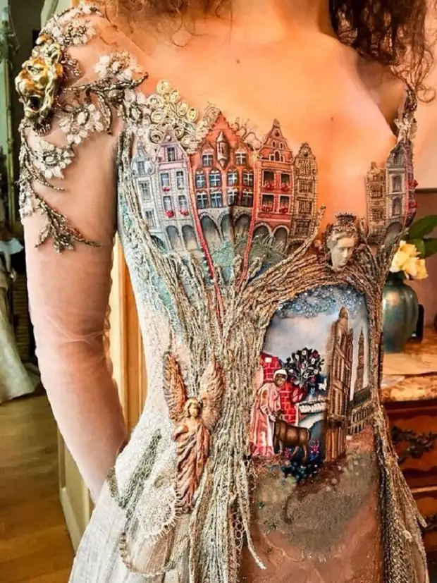 Необычные и удивительные платья французского дизайнера